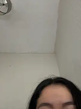 laqueq Live XXX-chat