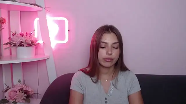 MilanaAngelAs' Live XXX Chat