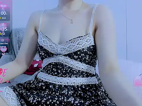 Chat XXX en directo de Linh_diudang