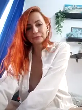 Chat XXX ao vivo de HelenWildCat