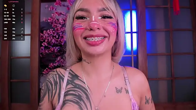 miss___abigail Adlı Modelin Canlı XXX Sohbeti