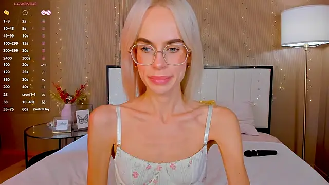 bellatip live XXX chat