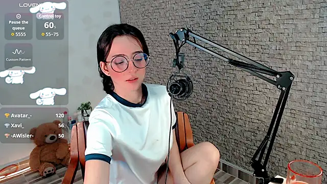emma_unu 即時 XXX 聊天
