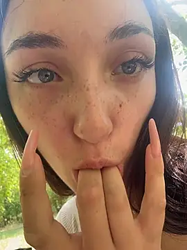 DollyTall Chat XXX live
