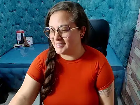 SaraThonson_ – Live XXX-chat