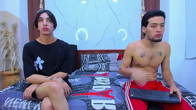 Czat XXX na żywo – Loversinfire2