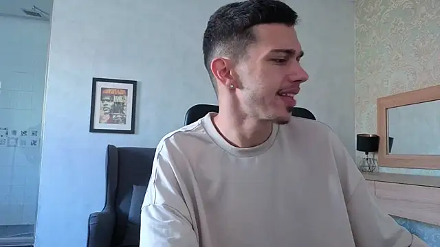 KaydenDrew Chat XXX in diretta
