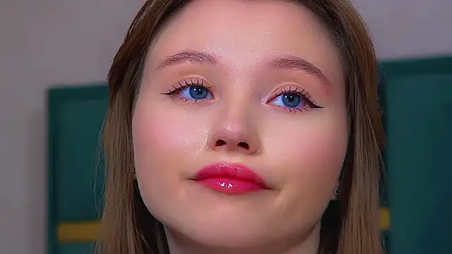 KeiraAsti's Live XXX Chat