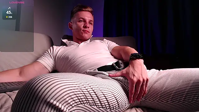 S3Xyes Chat XXX live