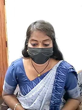 tamil_Sigappu_Roja élő XXX-chatje