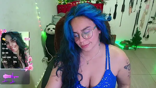 elektra_32 élő XXX-chatje