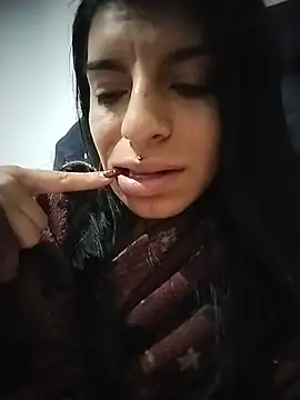 Ariell_Kieran Chat XXX in diretta