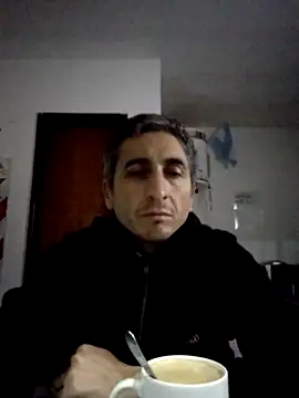 Alejandro83bsf Chat XXX live