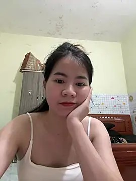 MEOMUP01 Adlı Modelin Canlı XXX Sohbeti