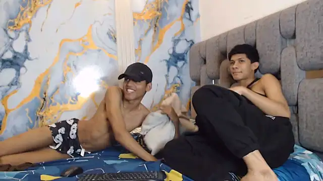 Chat XXX en directo de GOOD_GUYS6