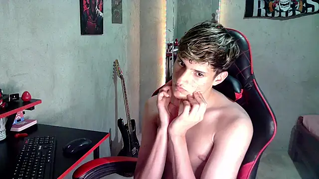 Онлайн чат XXX flaquito_junior