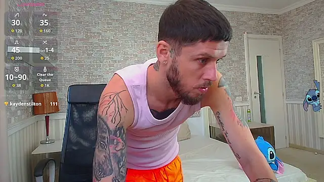 Chat +18 de JonahShaw ao vivo