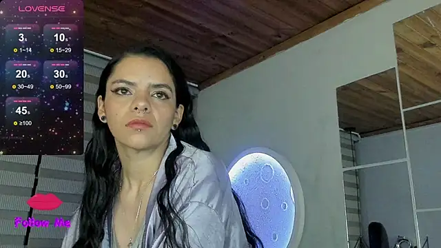 natasha_logan_のライブXXXチャット