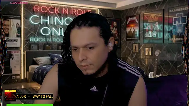 chino_roz's Live XXX Chat