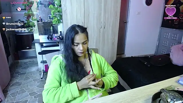 Chat XXX en directo de Samara_Homescapes