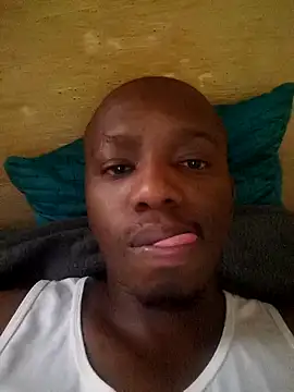 MaskedWithCum Show Webcam