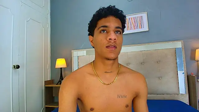 _Thiago12 Live XXX Chat