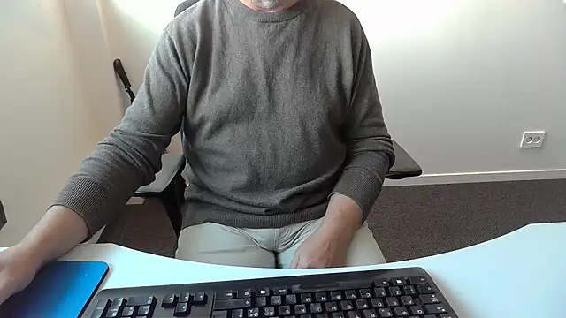 צ'אט XXX בשידור חי של Buggemann