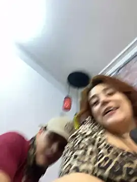 Chat +18 de LissaX_X ao vivo