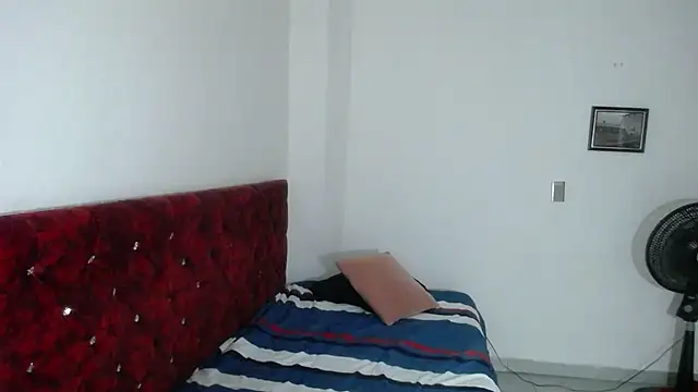 دردشة Angel__Dreams الجنسية المباشرة