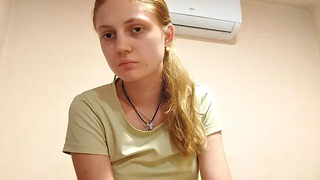LunaLaday XXX чат на живо