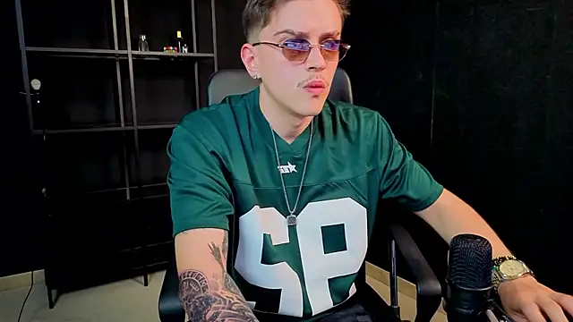 FelixStarkk – Live XXX-chat