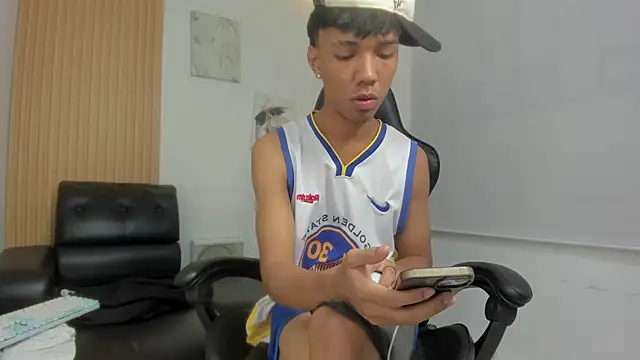 Mrbravo_25 Live XXX Chat