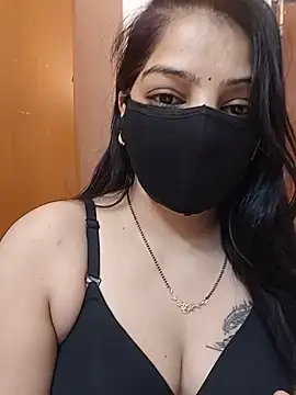 Hot_pooja2 élő XXX-chatje