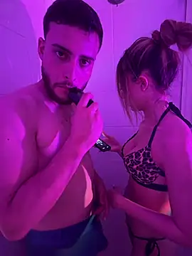 OliviaLuuxe live XXX chat