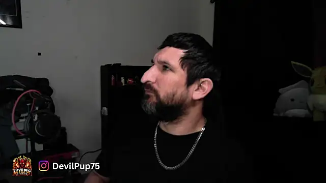 Chatroom XXX en direct de DevilPup75_
