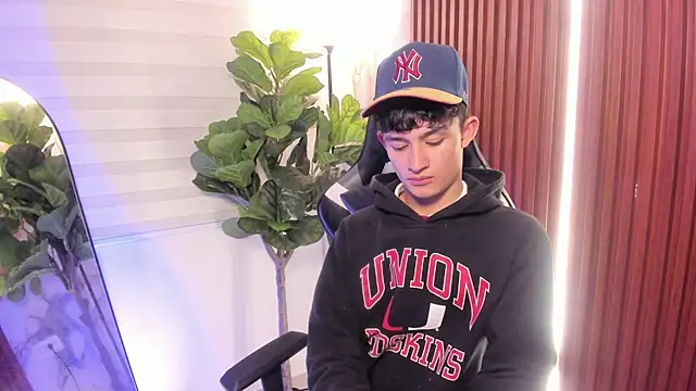 Patrick_Howland_ Chat XXX in diretta