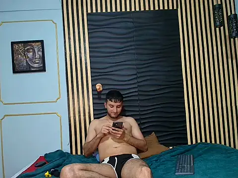 Stimot: απευθείας συνομιλία ΧΧΧ