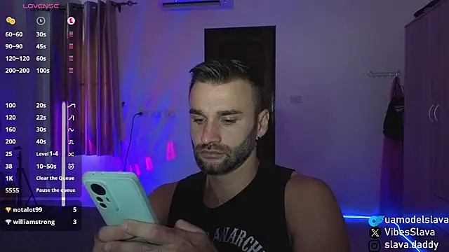 XXX chat uživo modela DaddySlava