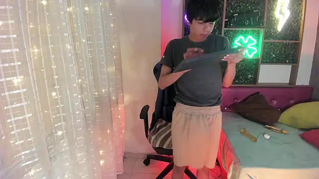 Chat +18 de Alex_it0_ ao vivo