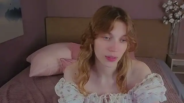 צ'אט XXX בשידור חי של Emily_Cartex
