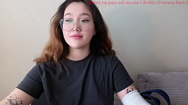 Jennatyan Chat XXX live