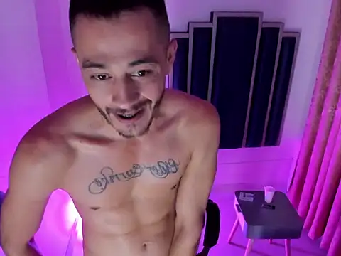 Damiam_23 XXX чат на живо