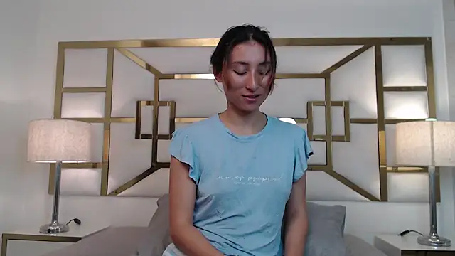 VivieneLuxe 라이브 XXX 채팅