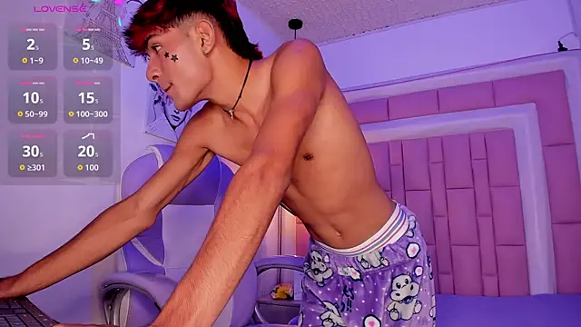 Онлайн чат XXX cherub_