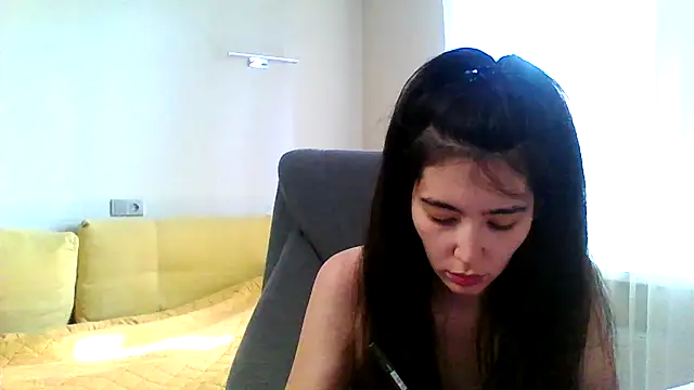 Luneyaa's Live XXX Chat