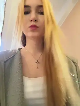 MarlboroWeb Live XXX Chat
