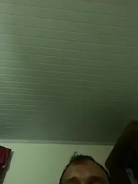 Chatroom XXX en direct de OrdinarioDom