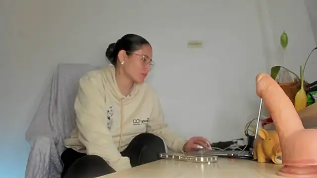 VioletParkker's Live XXX Chat