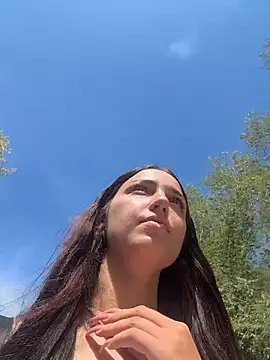 DollyTall Adlı Modelin Canlı XXX Sohbeti