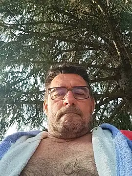 Živý XXX chat phil_truck_exhib